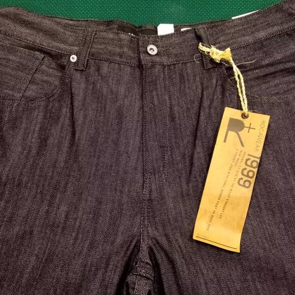 NWT Rocawear Men's Original Fit "1999" 40X32 Jeans - Picture 5 of 16